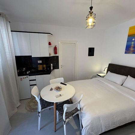 Private Villa Aras 2 - Luxury & Elegance Apartments Vlorë Eksteriør billede